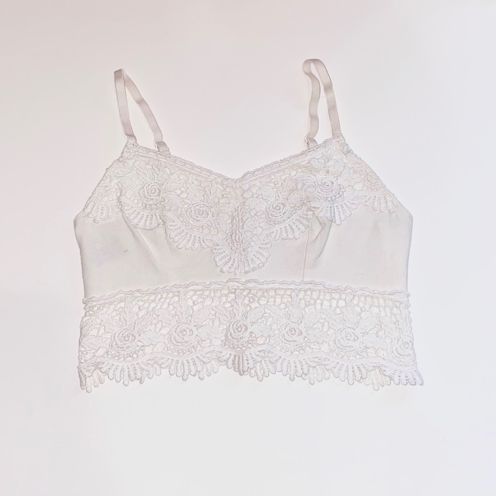 White crochet embroidered cute summer crop top